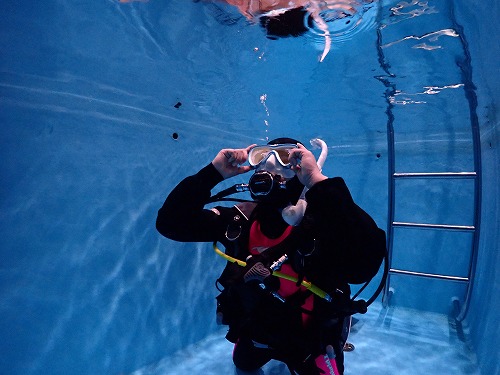 海に行く前にプールでしっかり準備しよう