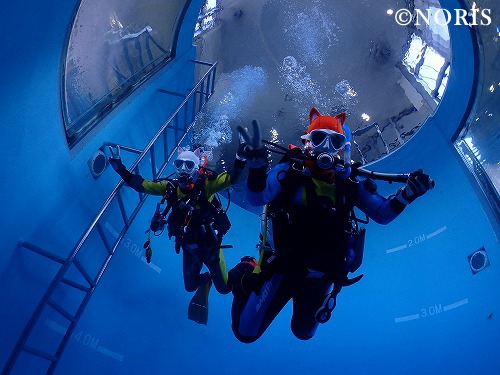 プールでダイビング練習