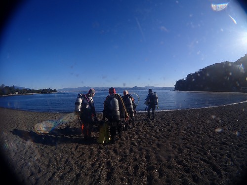 大瀬崎でのビーチダイビング