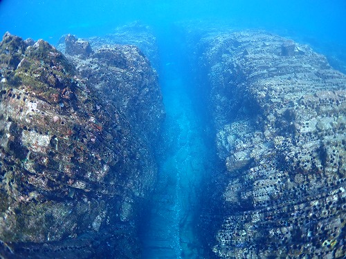 四国の地形ダイビング